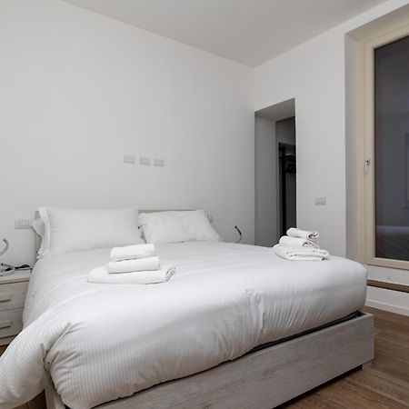 Piazza Del Lago Suites メナッジョ エクステリア 写真