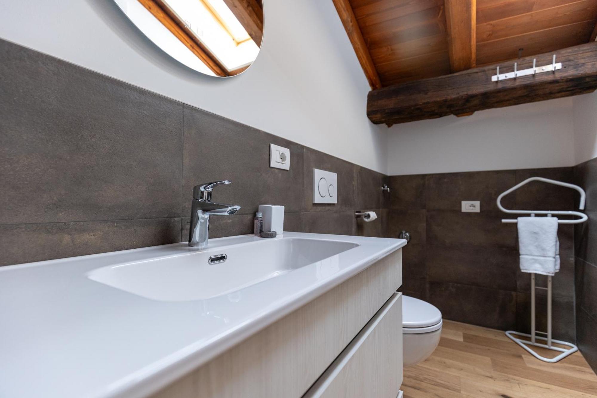 Piazza Del Lago Suites メナッジョ エクステリア 写真