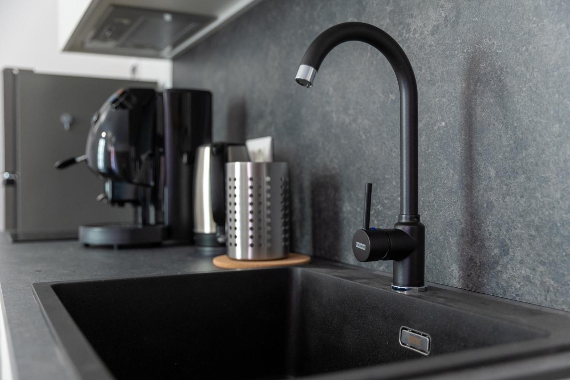 Piazza Del Lago Suites メナッジョ エクステリア 写真